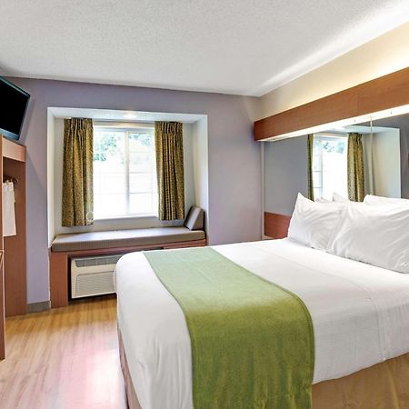 Microtel Inn & Suites By Wyndham Cherokee Esterno foto