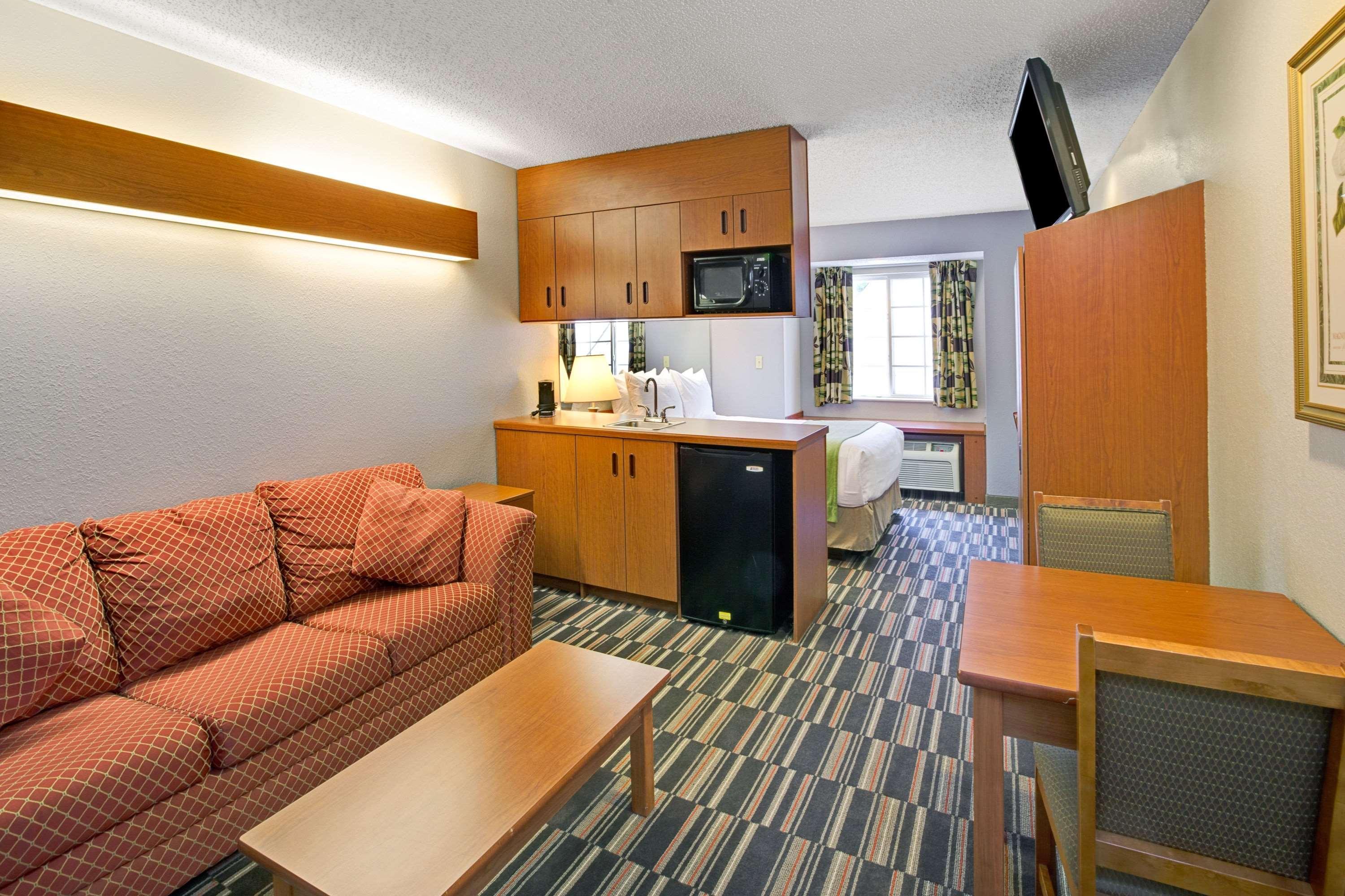 Microtel Inn & Suites By Wyndham Cherokee Esterno foto